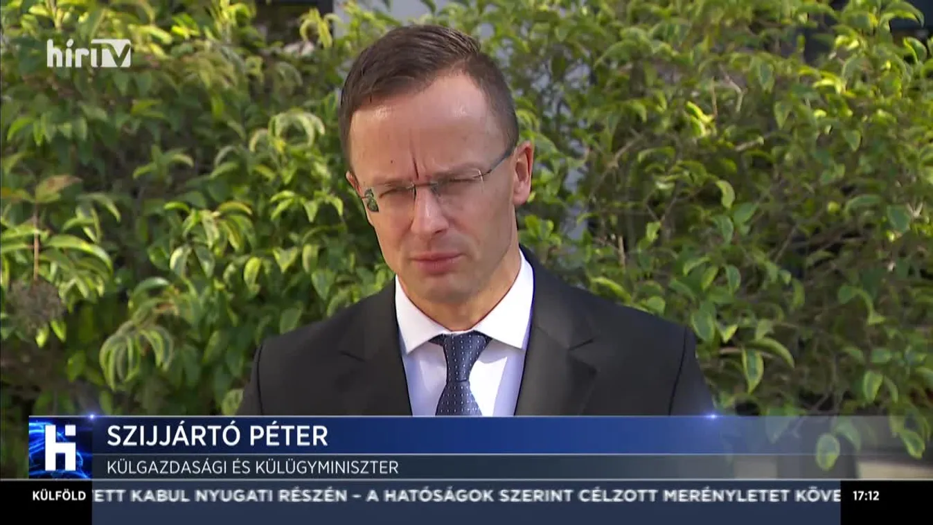 Szijjártó: Szoros kapcsolat van a migrácó és a terrorizmus között