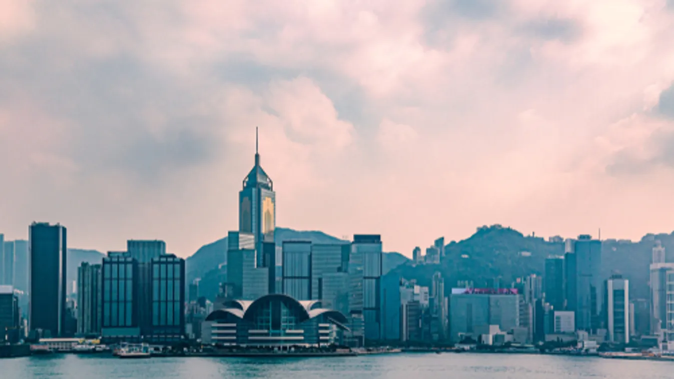 Ismét tízezrek vonultak Hongkongban az utcára