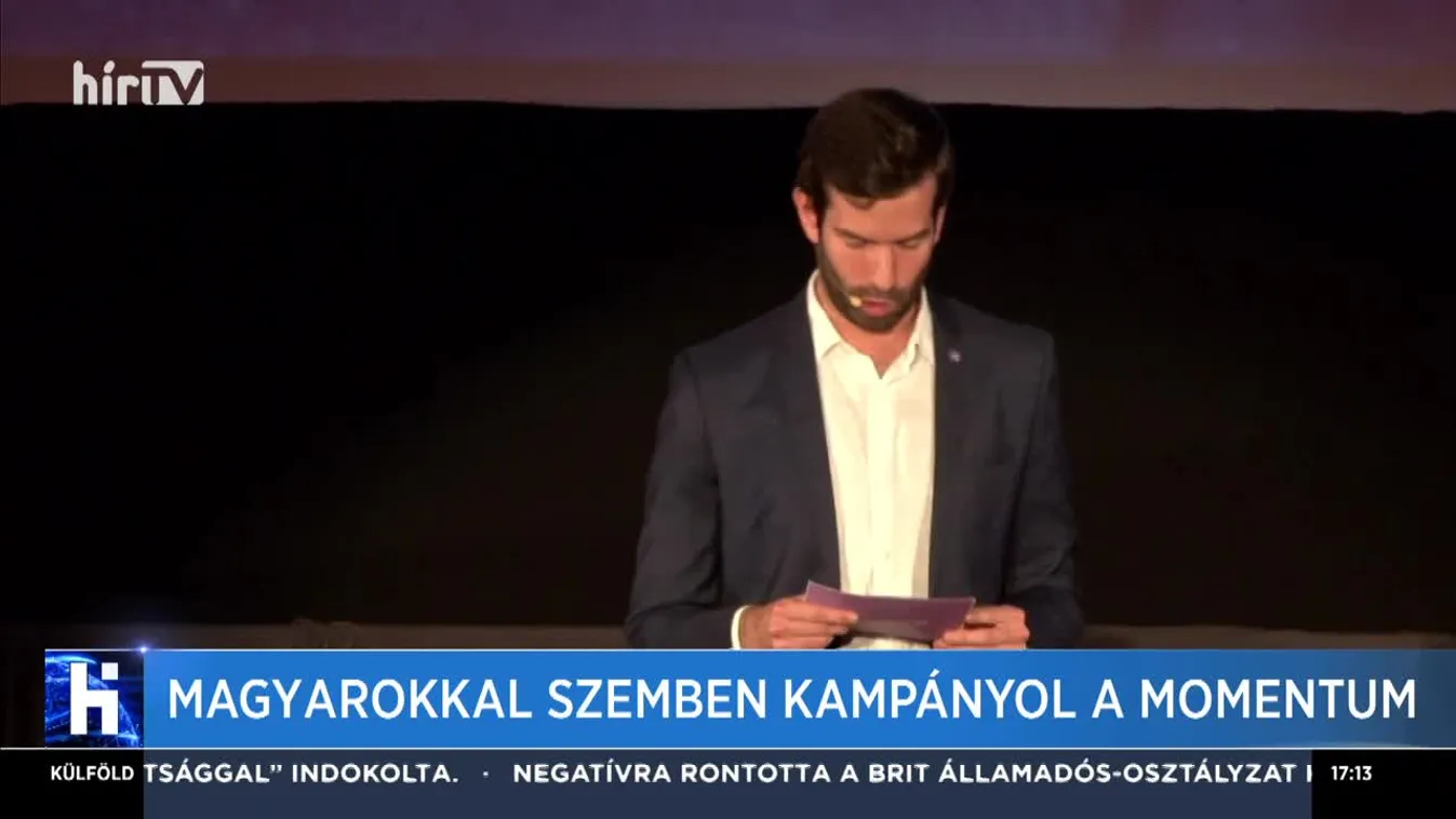 Magyarokkal szemben kampányol a Momentum