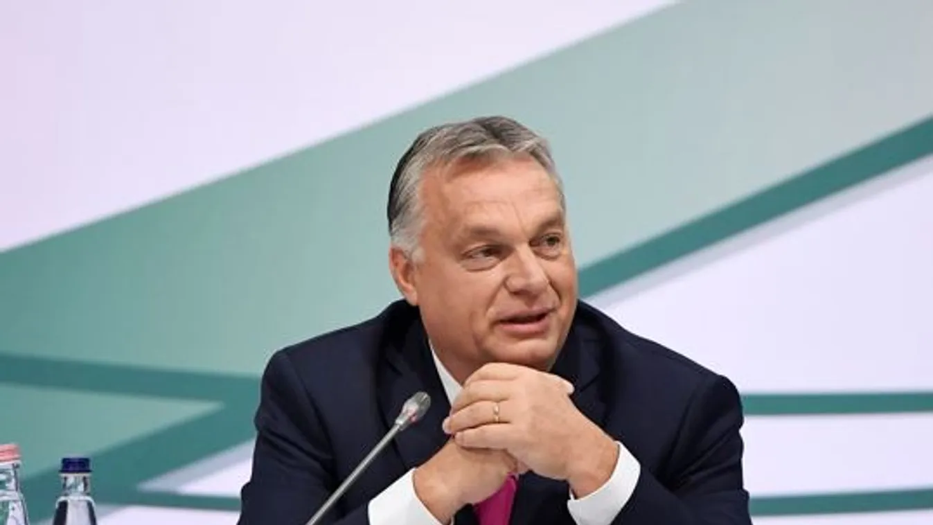 Orbán: Bevándorlásellenesek vagyunk, magyart csak magyarral lehet pótolni
