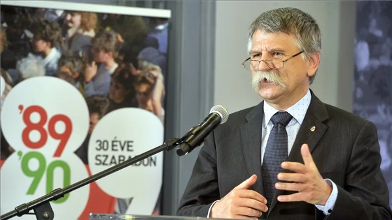 Kövér: Az állam legfőbb célja az ország szuverenitását és a magyar családokat erősíteni