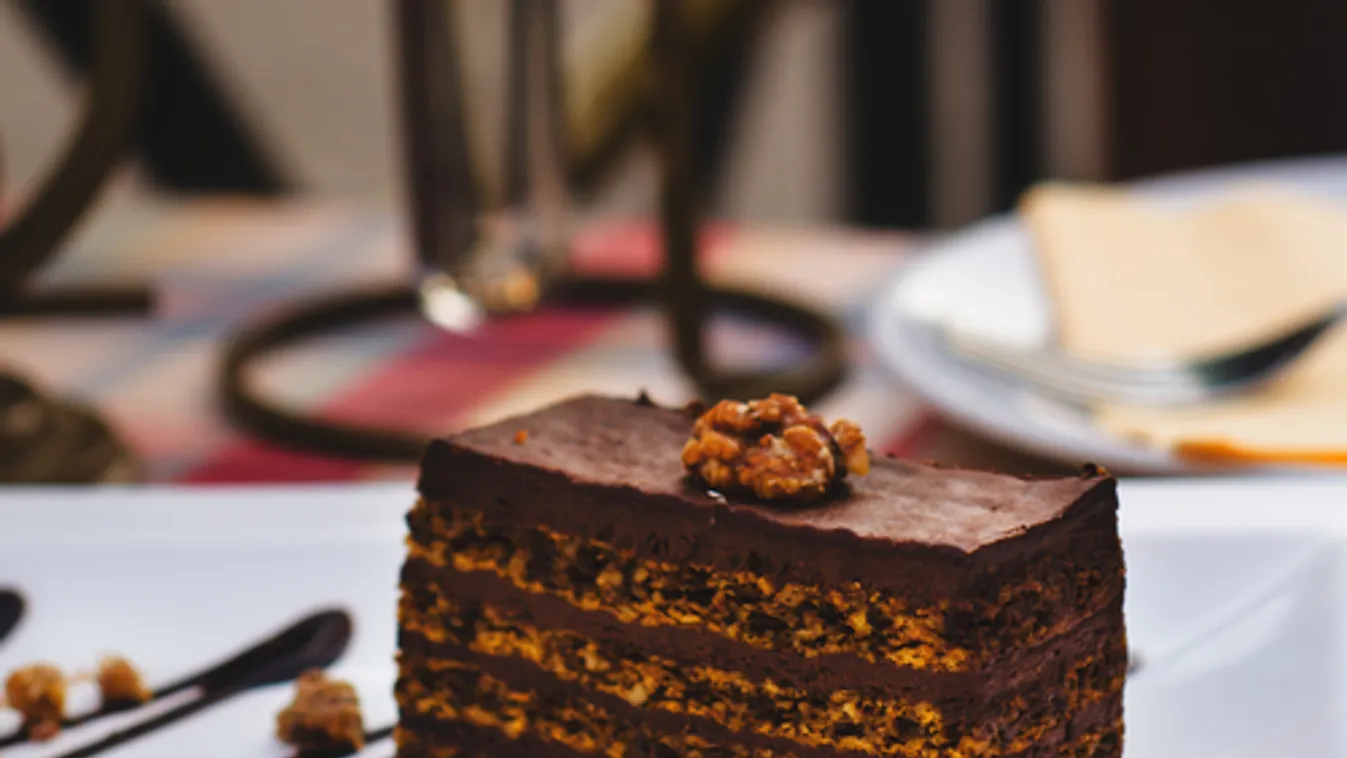 Bekerült a Hungarikumok Gyűjteményébe a dobostorta