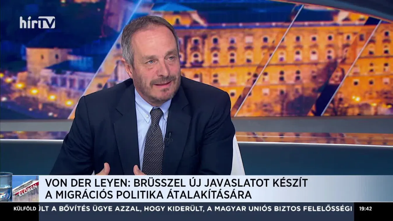 Hölvényi György: Saját nemzeti érdekünk, hogy a minket körbevevő országok bekerüljenek az unióba