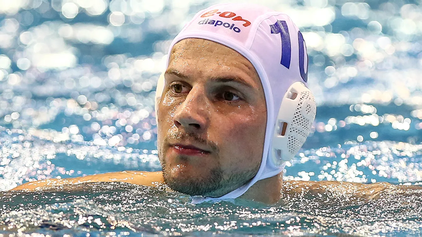 Varga Dénes versenyben a világ legjobb vízilabdázója címért