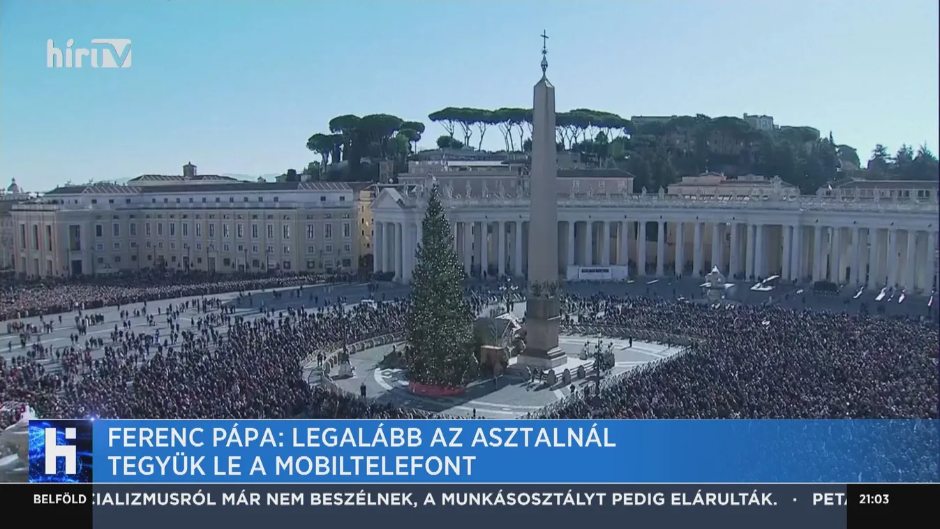 Ferenc pápa: Legalább az asztalnál tegyük le a mobiltelefont