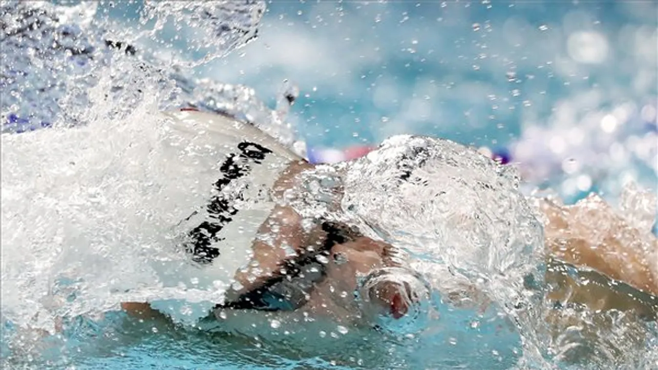 Holló negyedik, Gyurta hetedik 400 méter vegyesen