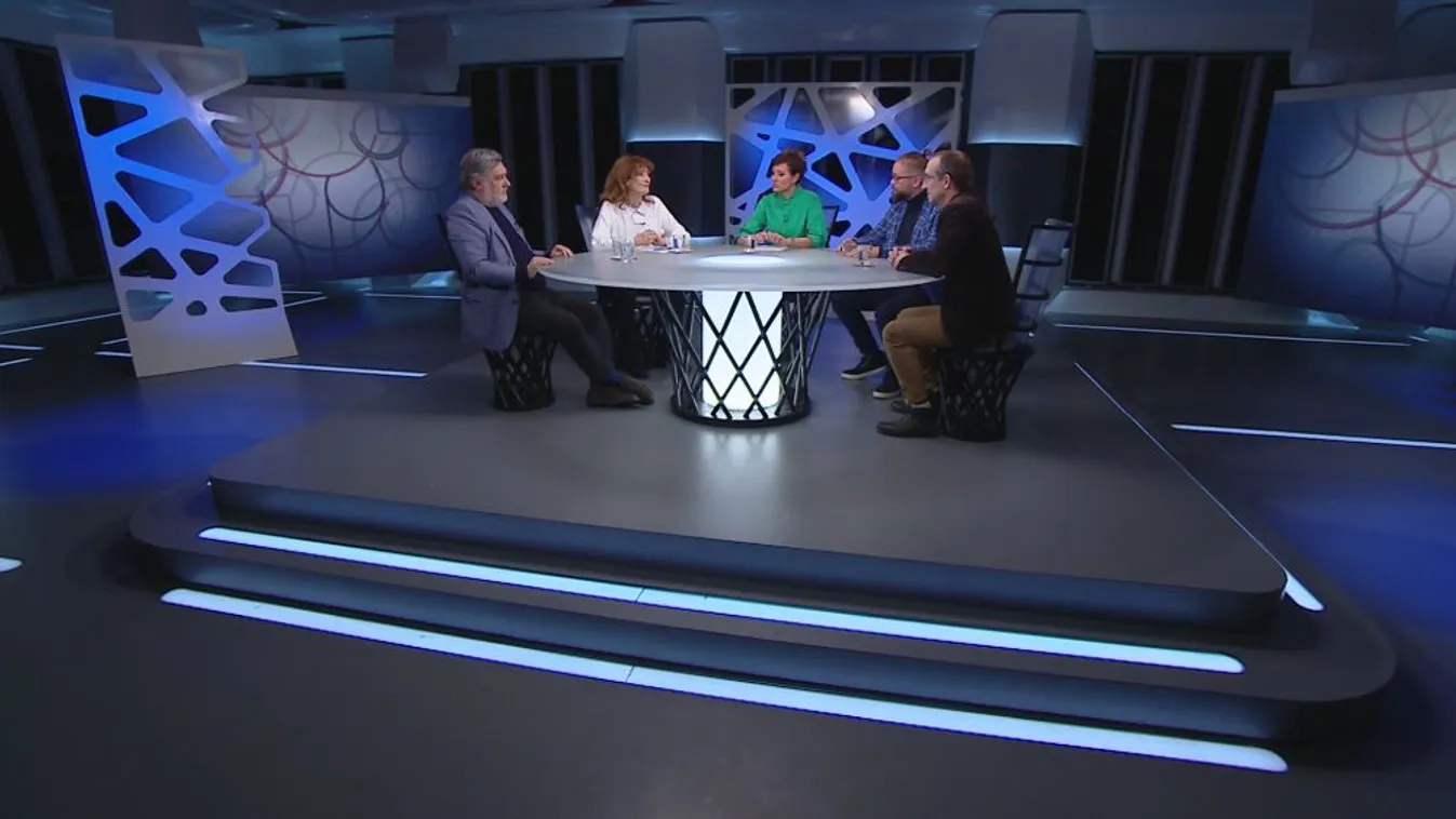 Civil kör: Nem kérünk ebből a revolver színházból