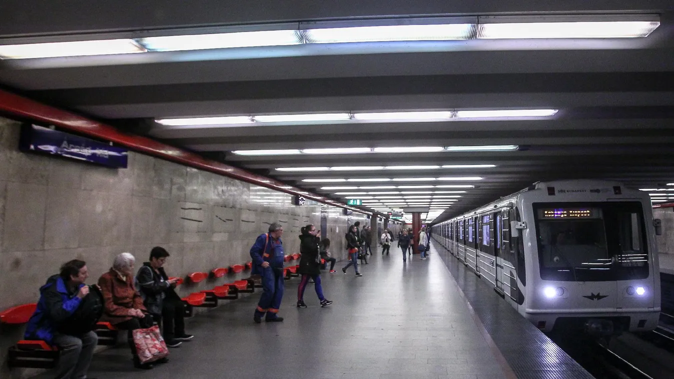 Karácsonynak már nem fontos a 3-as metró felújítása