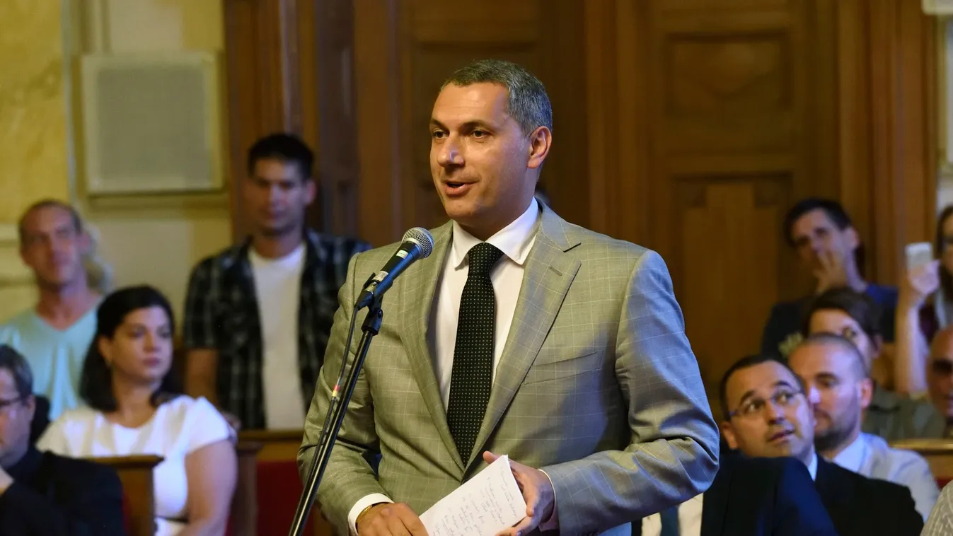 Lázár János: Mezőhegyest egyszerre kell reorganizálni és modernizálni