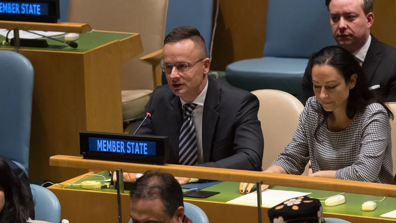 Szijjártó: Magyarország támogatja a nemzeti kisebbségek nyelvi jogainak védelmét