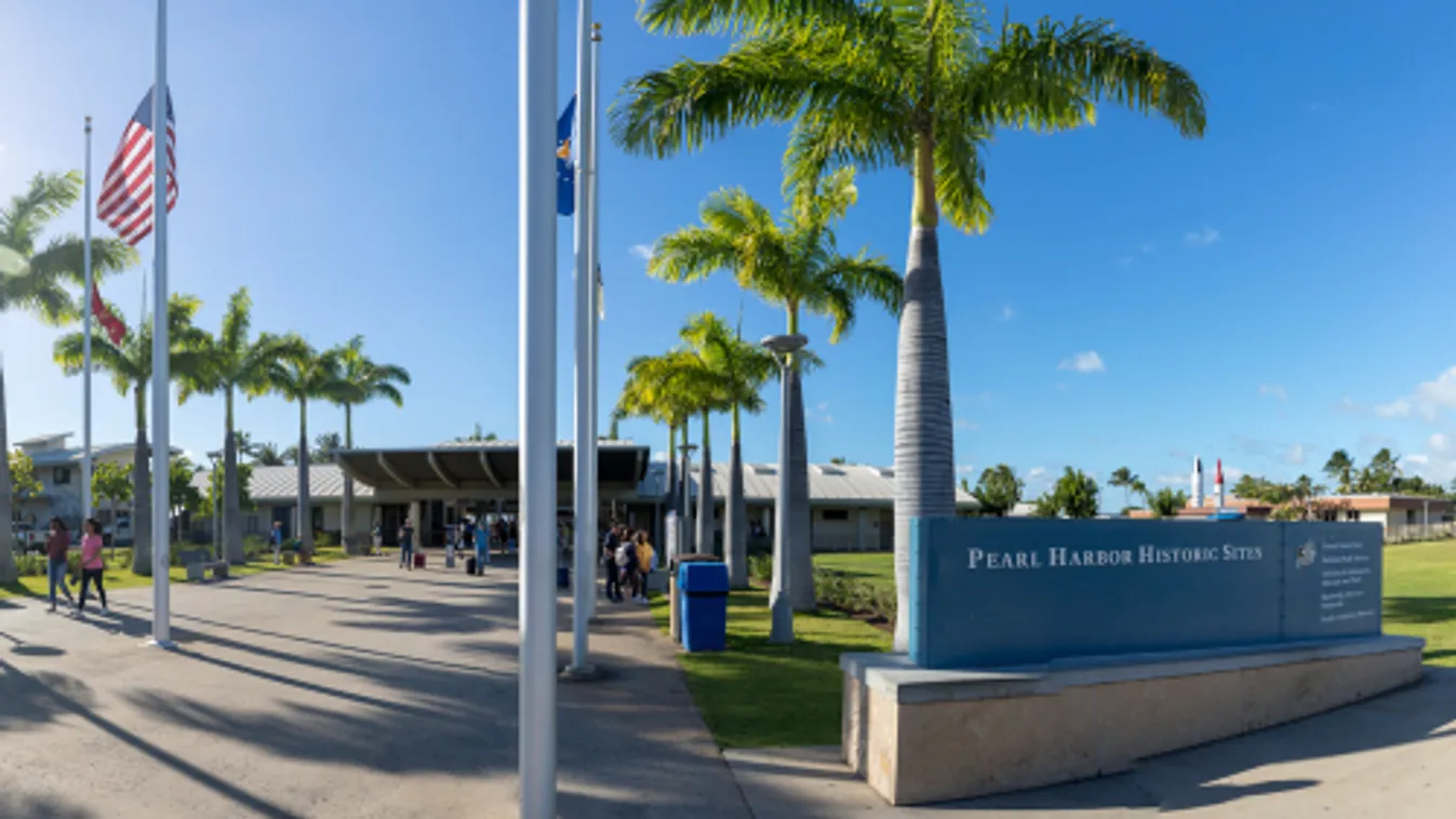 Tengerész lövöldözött Pearl Harborban