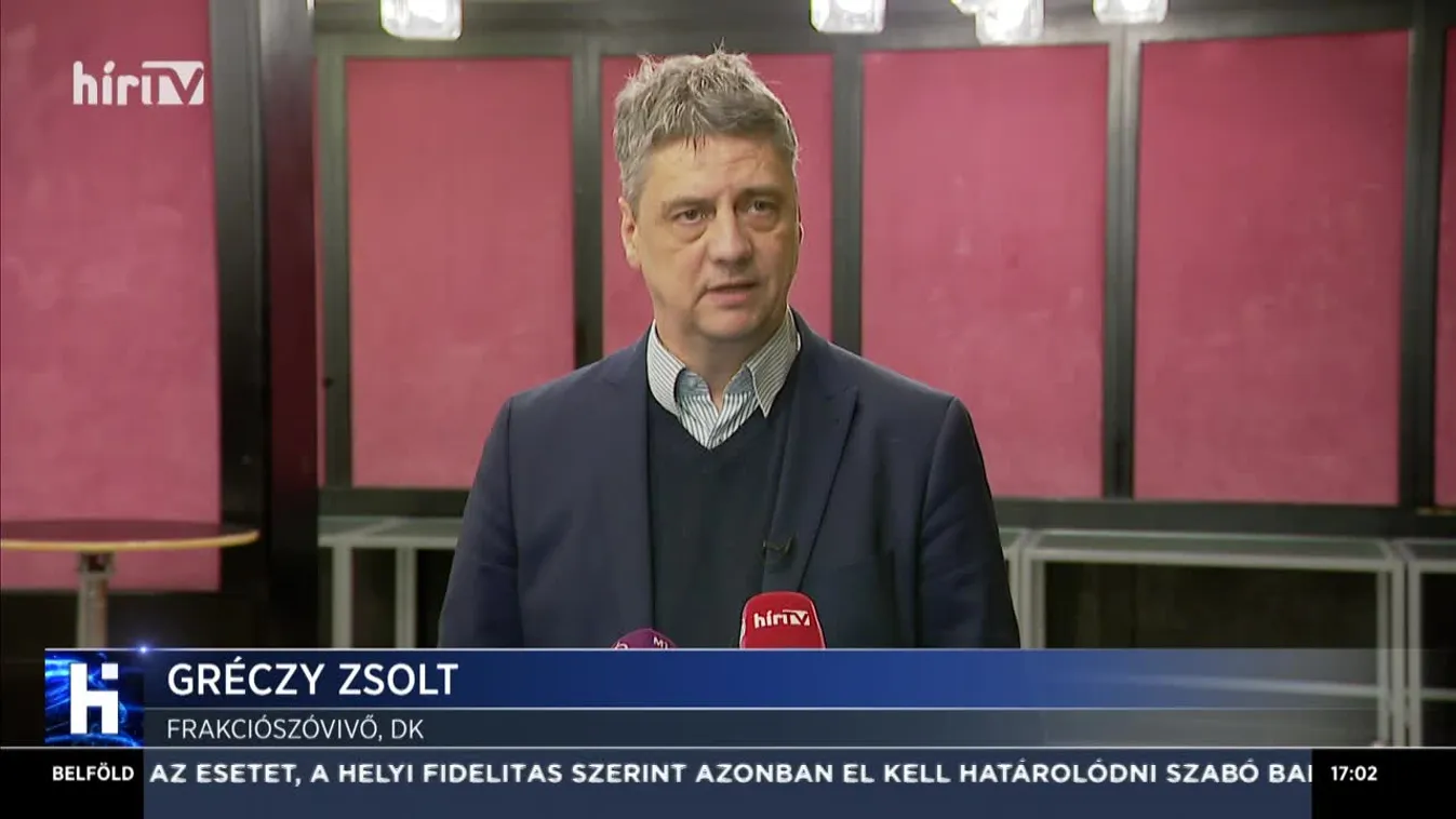 Hazugsággal vádolják a kirúgott családanyát az ellenzéki politikusok