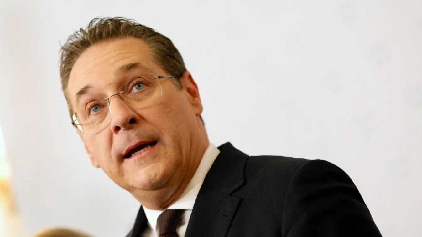 Kizárták a Szabadságpártból Heinz-Christian Strachét