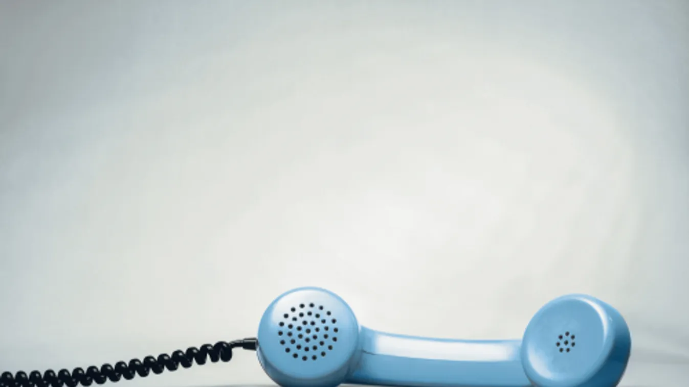 Vádat emeltek egy segélyhívón segítséget kérő gyermek szülei ellen