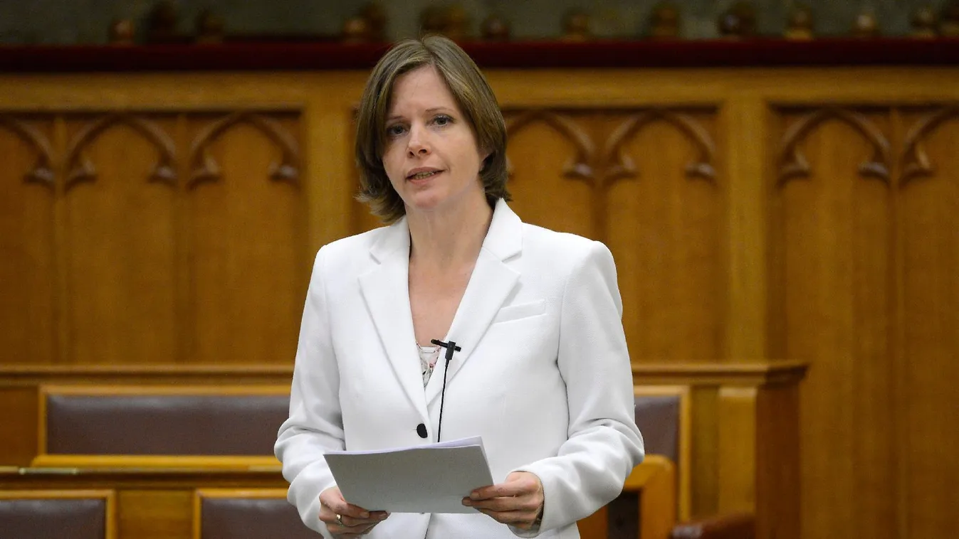 Száznegyvenezer tanuló jogosult külföldi nyelvi kurzusokra