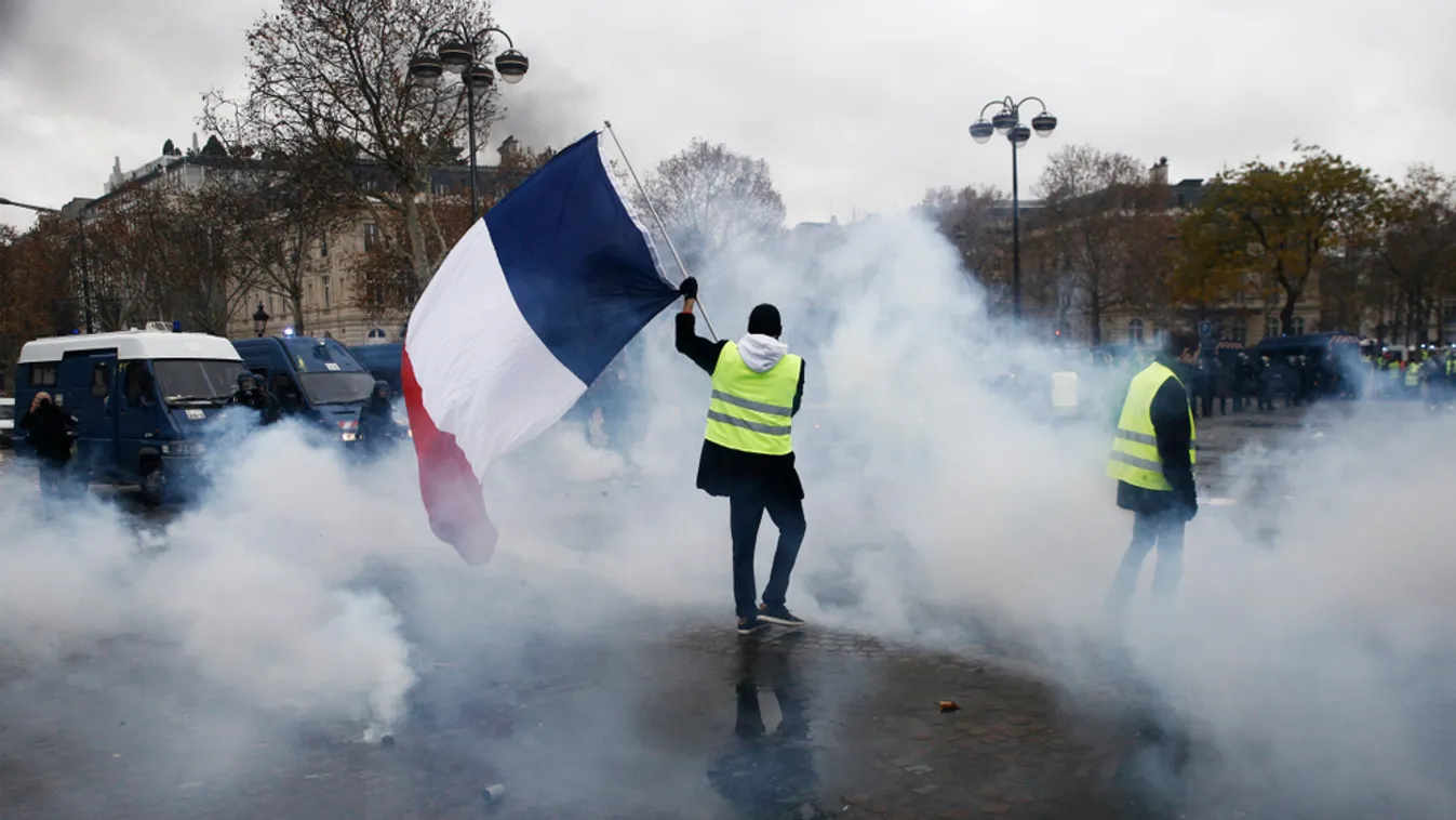 Ismét tüntettek Franciaországban a nyugdíjreform ellen