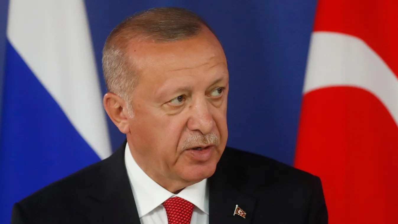 Erdogan és Conte reményét fejezte ki, hogy a felek tűzszünetet kötnek Moszkvában