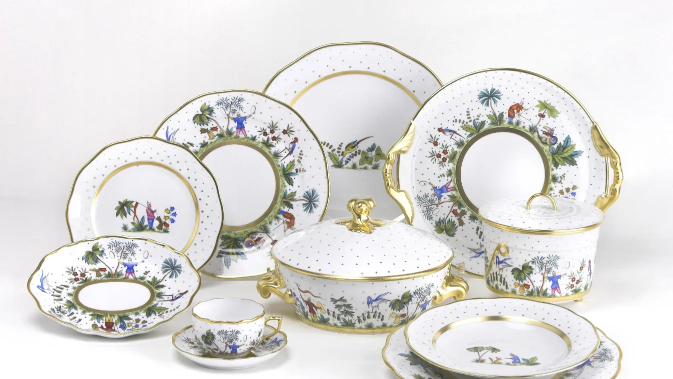 Herendi porcelánokból nyílt kiállítás a török fővárosban