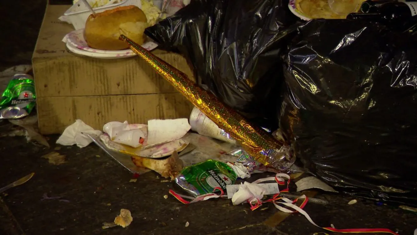 Hajnal óta takarítják Budapest utcáit