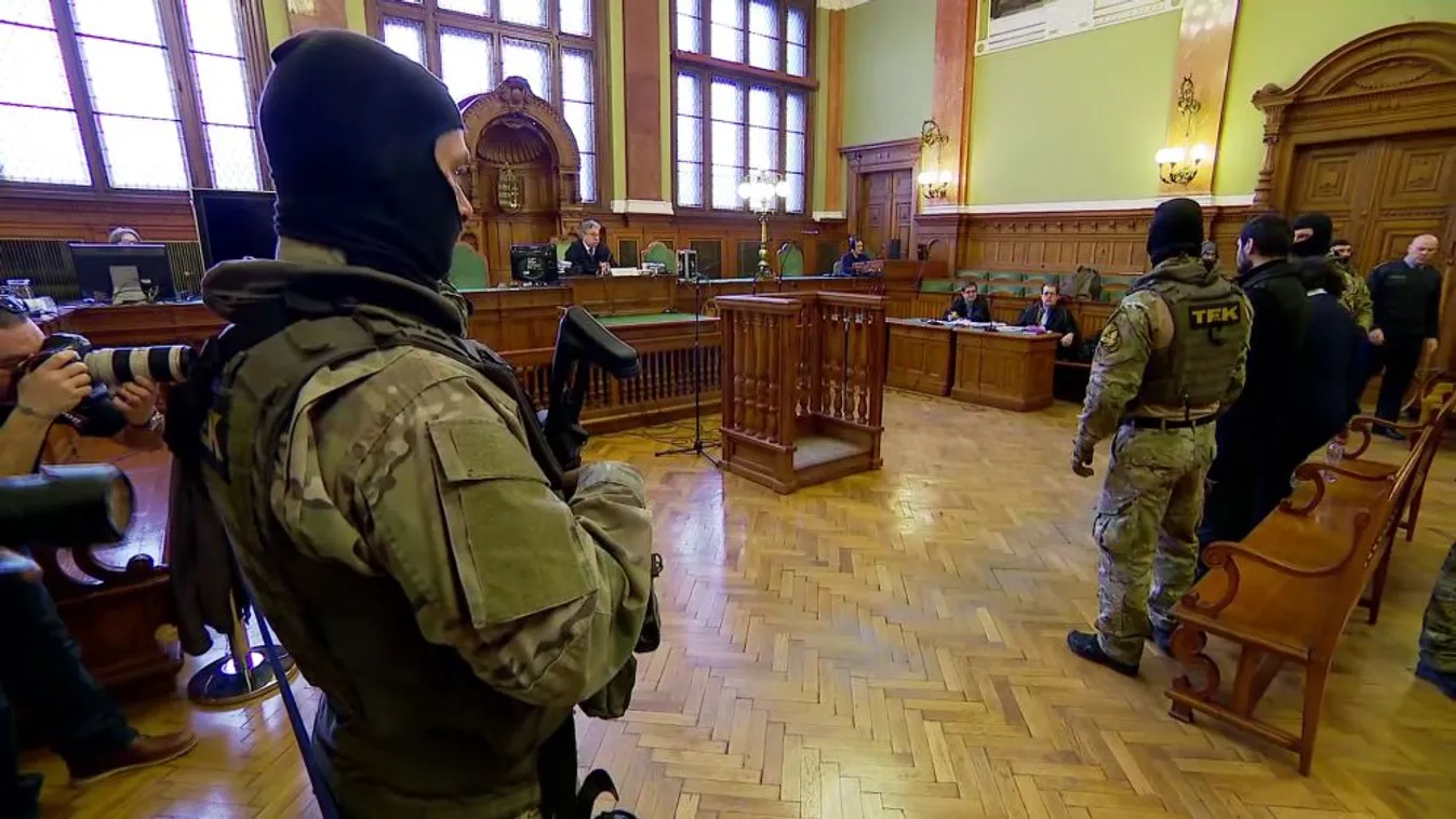 Iratismertetéssel folytatódott a tömeggyilkosságokkal vádolt szír férfi pere