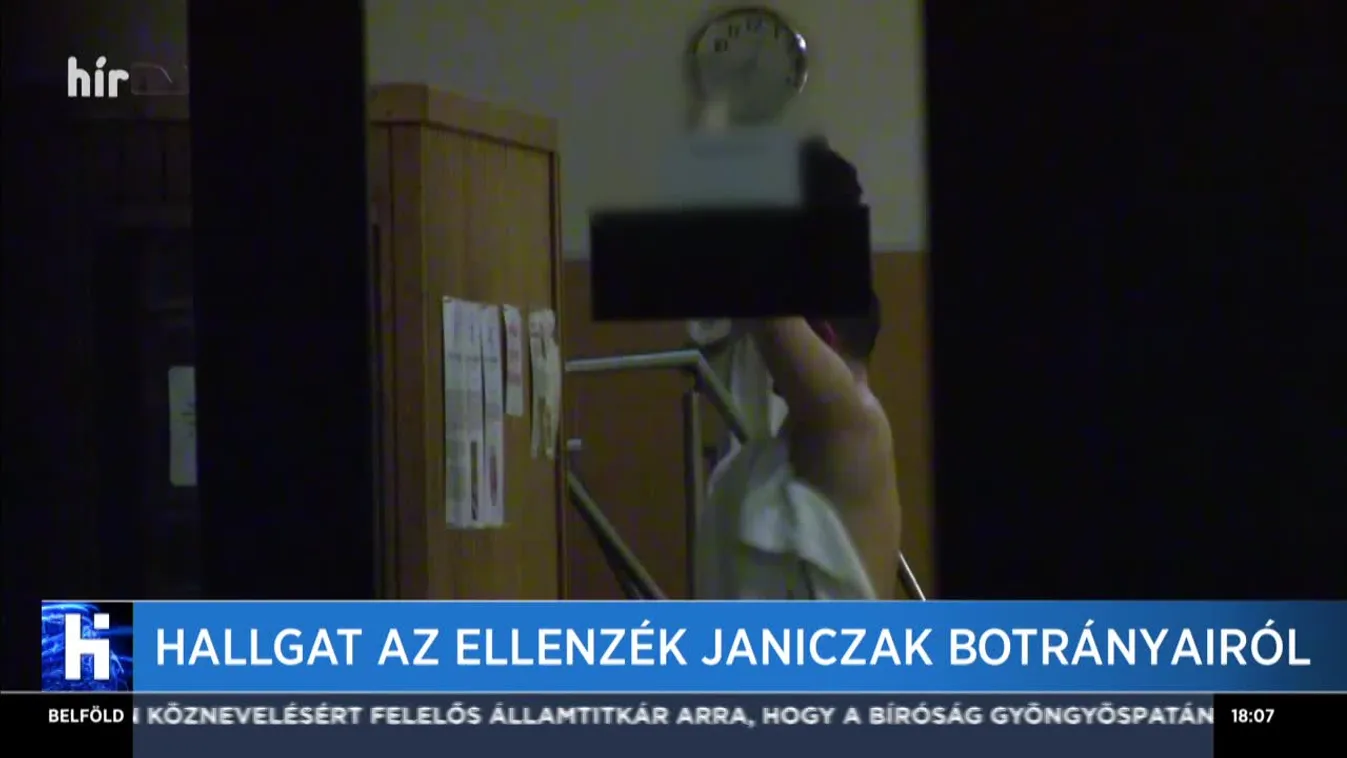 Hallgat az ellenzék Janiczak botrányairól