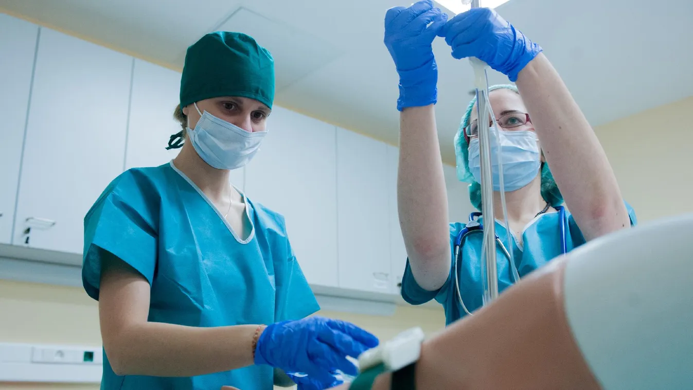 Fidesz: A szocialisták megalázó bérekért dolgoztatták az orvosokat és az ápolókat