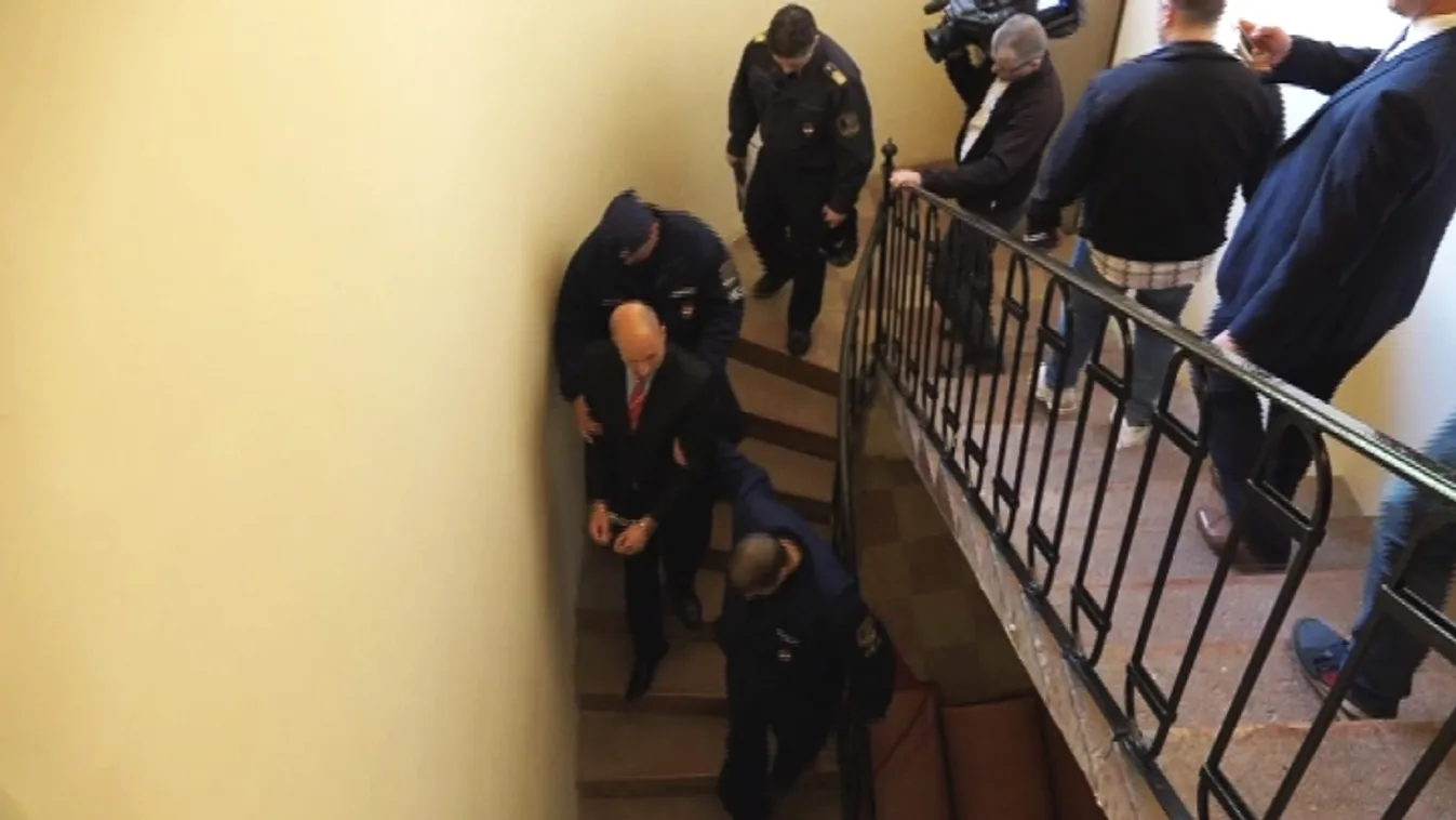 Eljárás indulhat a Szeviép-ügy bírái ellen