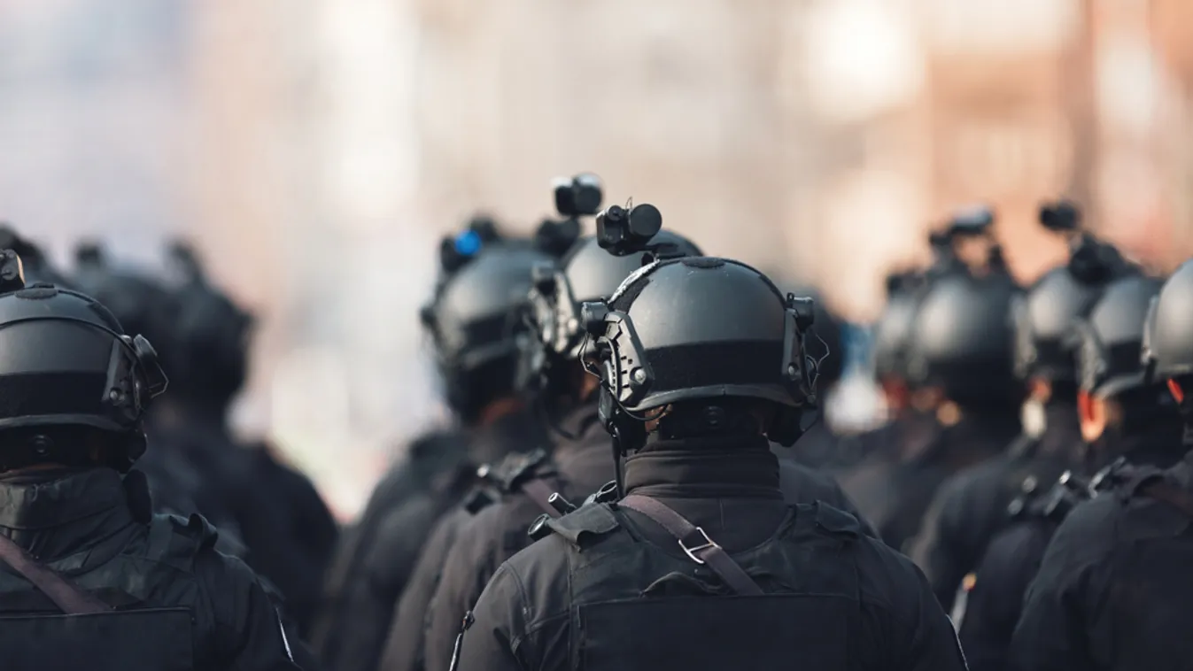 Franciaország újabb katonákat küld Nyugat-Afrikába