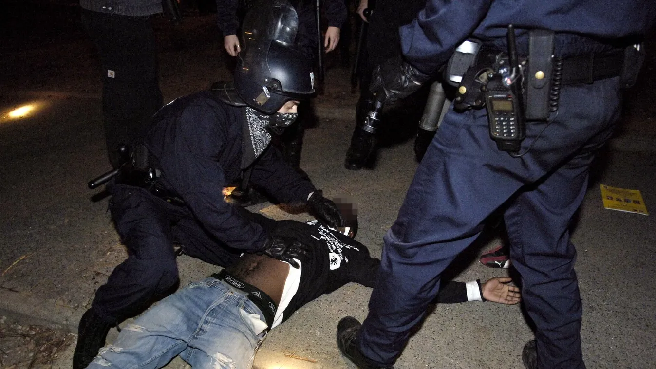 Elfogadhatónak tartja a rendőri erőszakot a francia kormányfő