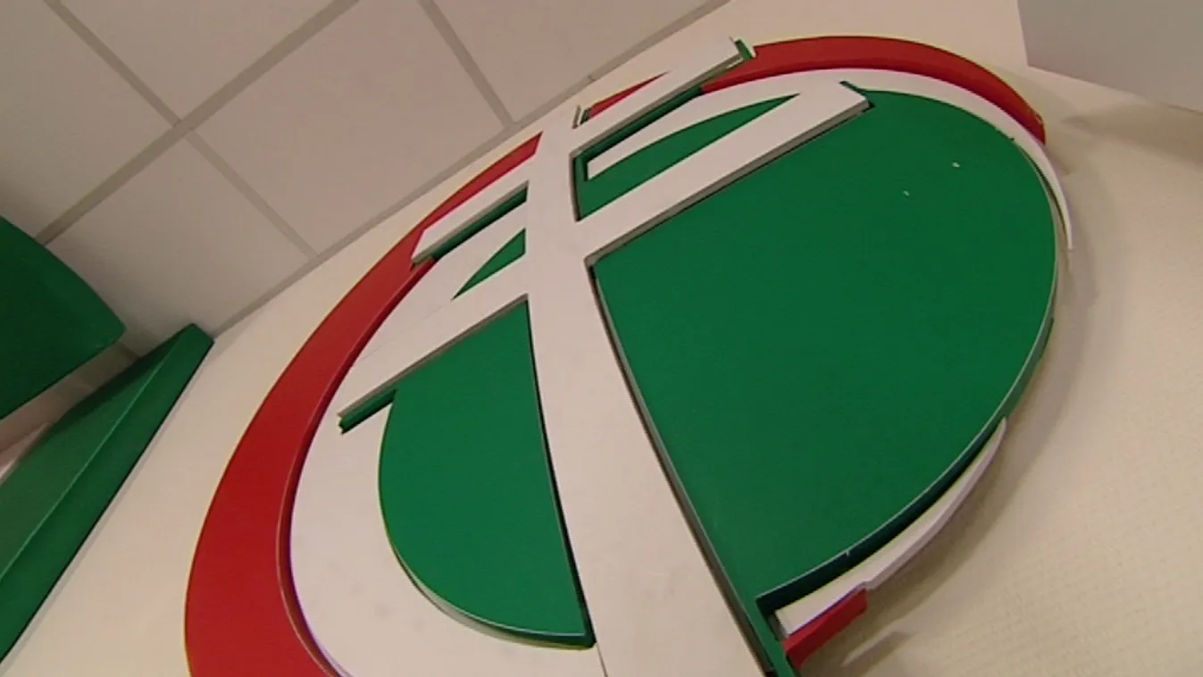 Magyar Nemzet: A Jobbik pártközpontja is kiáll a váci kilakoltatások mellett