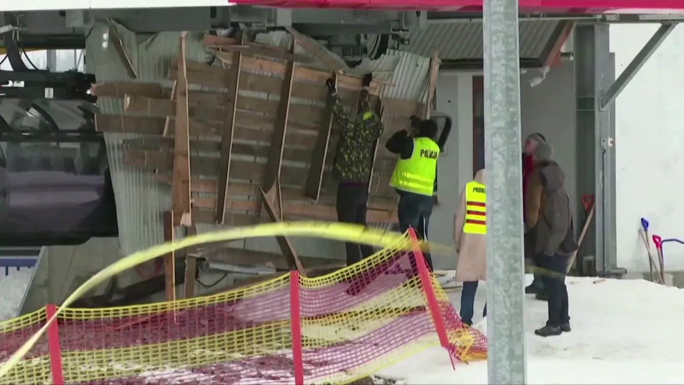 A szélvihar miatt több tízezer háztartás maradt áram nélkül Lengyelországban