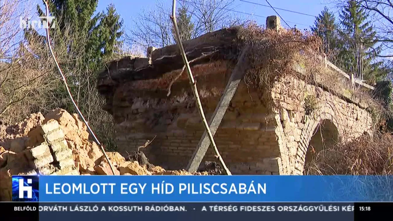 Leomlott egy híd Piliscsabán