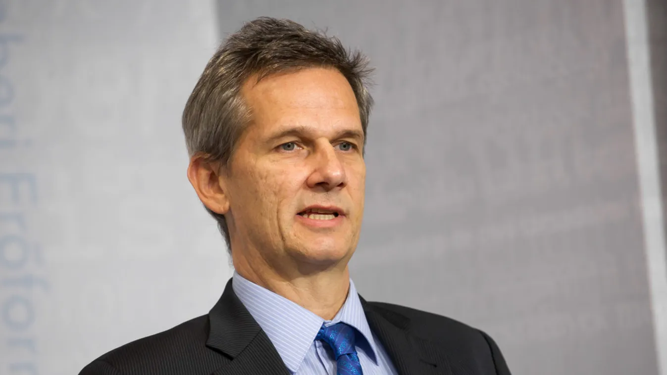 Beneda: A magyar családpolitika a szabad választás lehetőségét is megadja