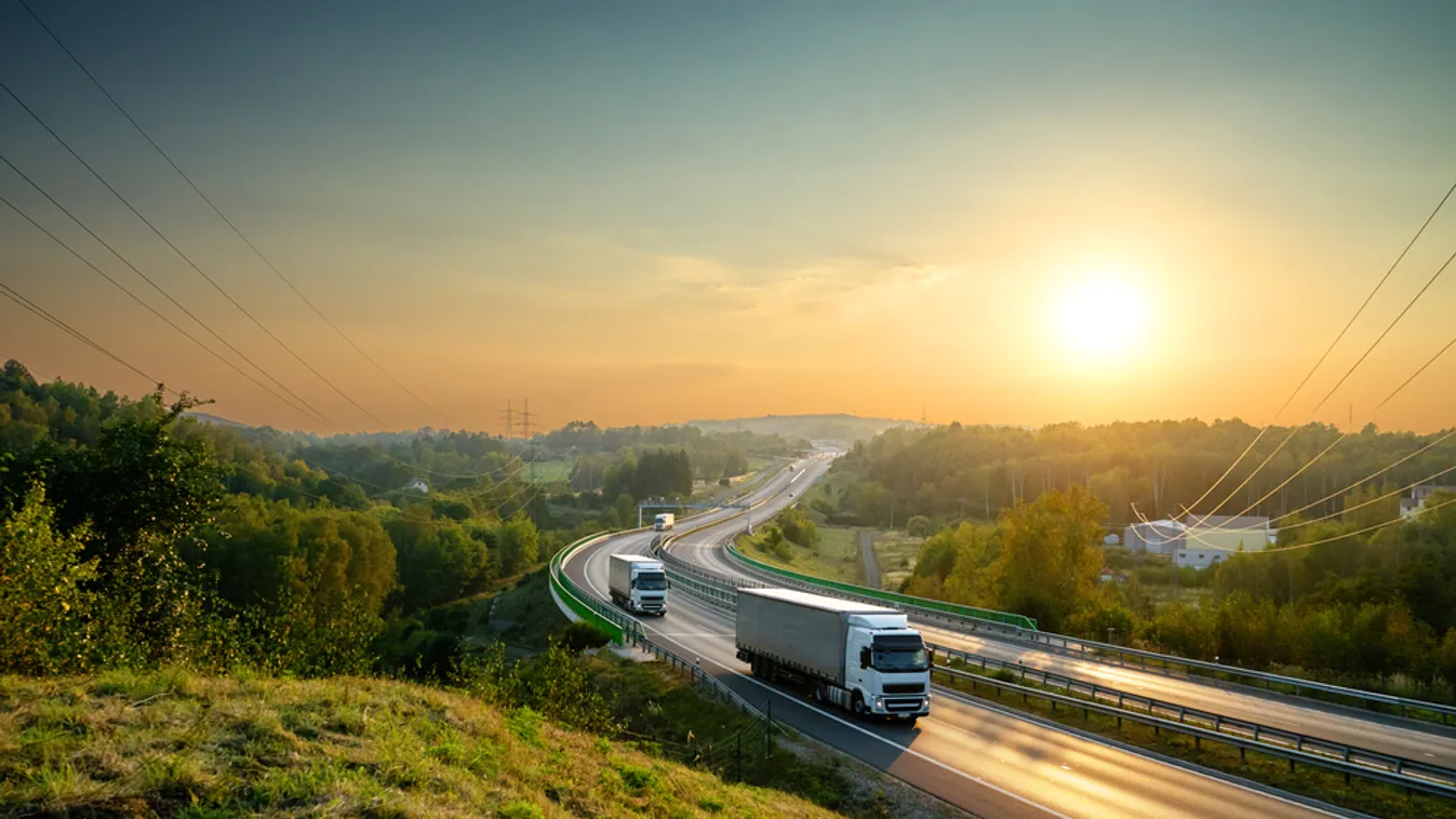 Nehéz tehergépkocsikat és autóbuszokat ellenőriz a rendőrség a jövő héten