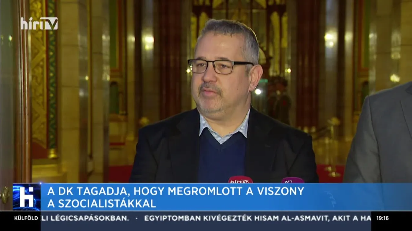 A DK tagadja, hogy megromlott a viszony a szocialistákkal