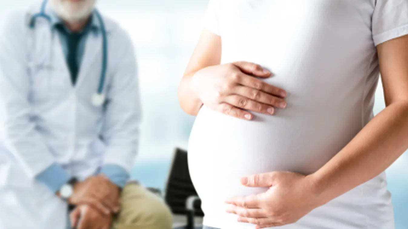 Kásler Miklós: A családbarát szülészetet célzó fejlesztések csaknem fele megvalósult