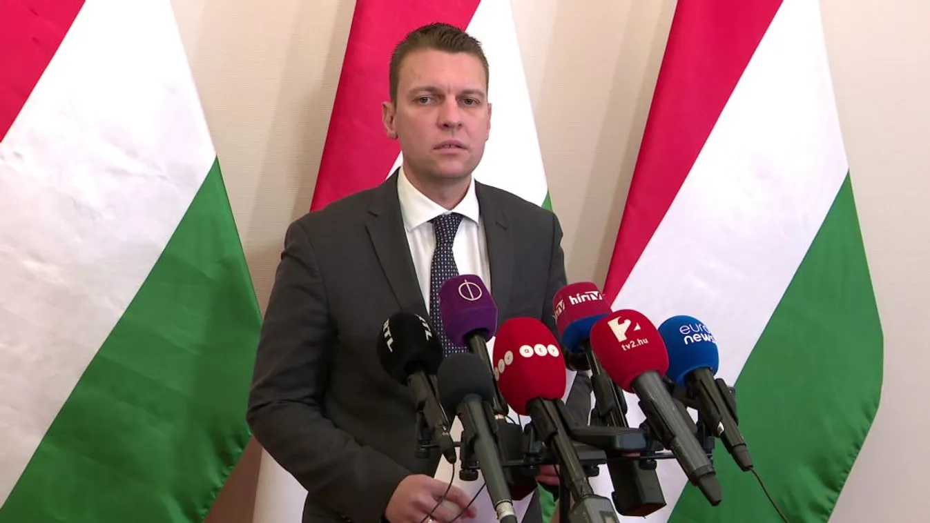 Repülővel hozná haza a kormány a Tenerifén rekedt magyarokat