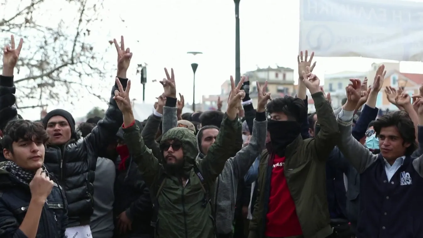 Második napja tüntetnek a migránsok Leszboszon