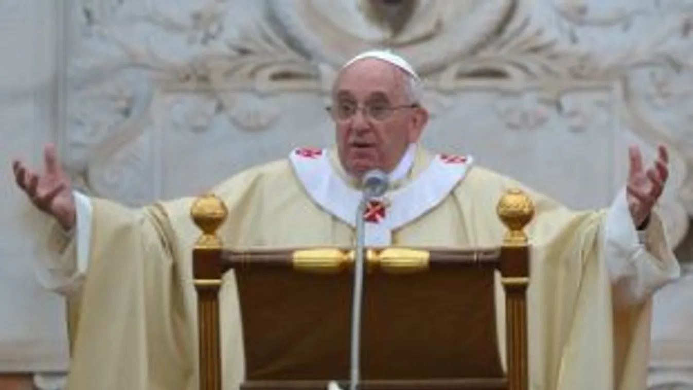 Nem korlát a papi cölibátus Ferenc pápa új interjúkönyve szerint