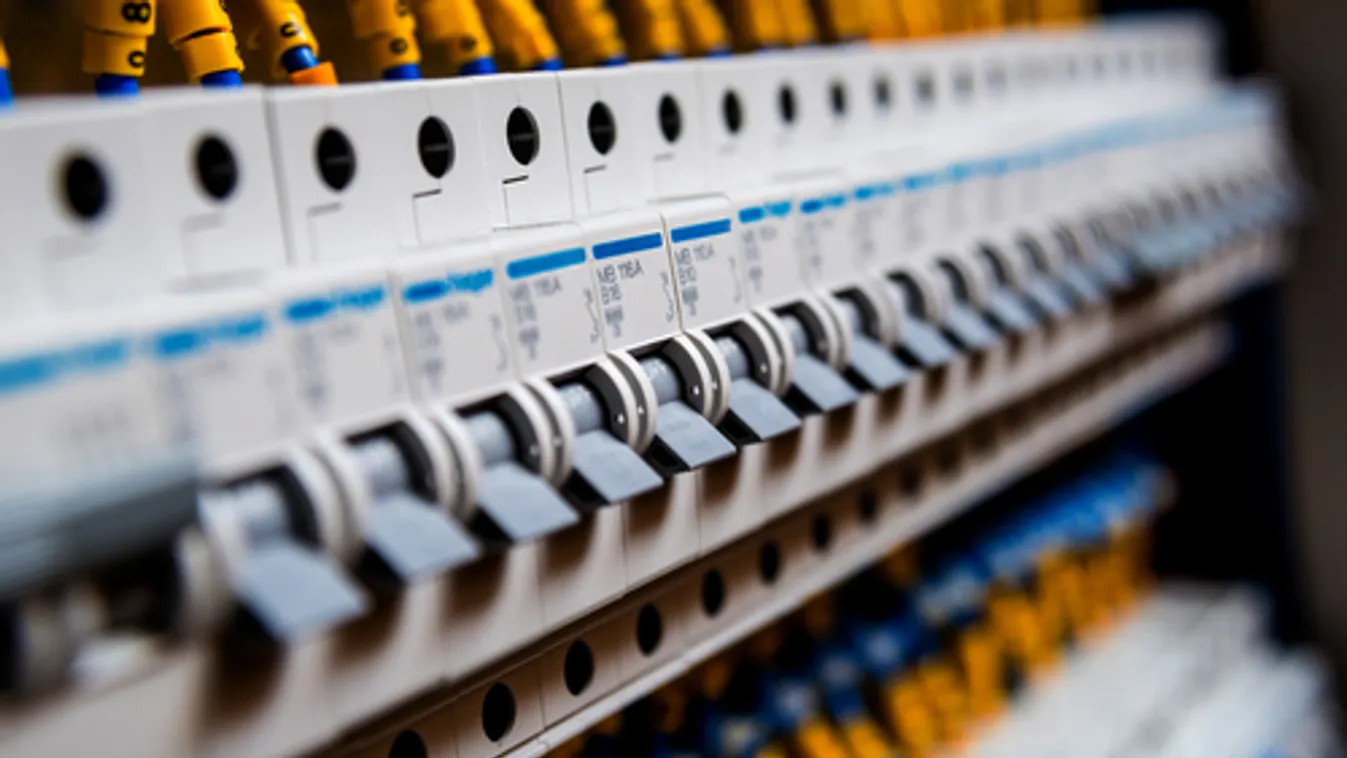 Több helyen végez áramszünettel járó karbantartási munkákat az Elmű-Émász