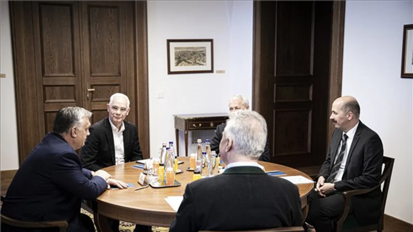 Orbán Viktor az evangélikus egyház vezetőivel egyeztetett