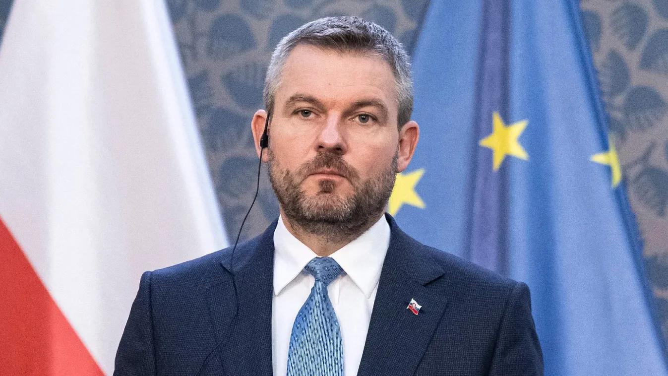 Szlovákiában hétfőtől bezárják az iskolákat és lezárják a nemzetközi repülőtereket