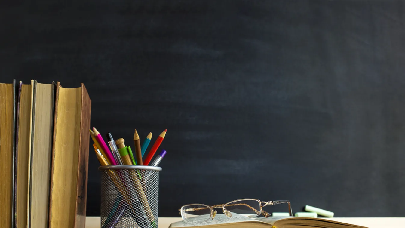 A pedagógus-szakszervezetek felfüggesztik a sztrájktárgyalásokat