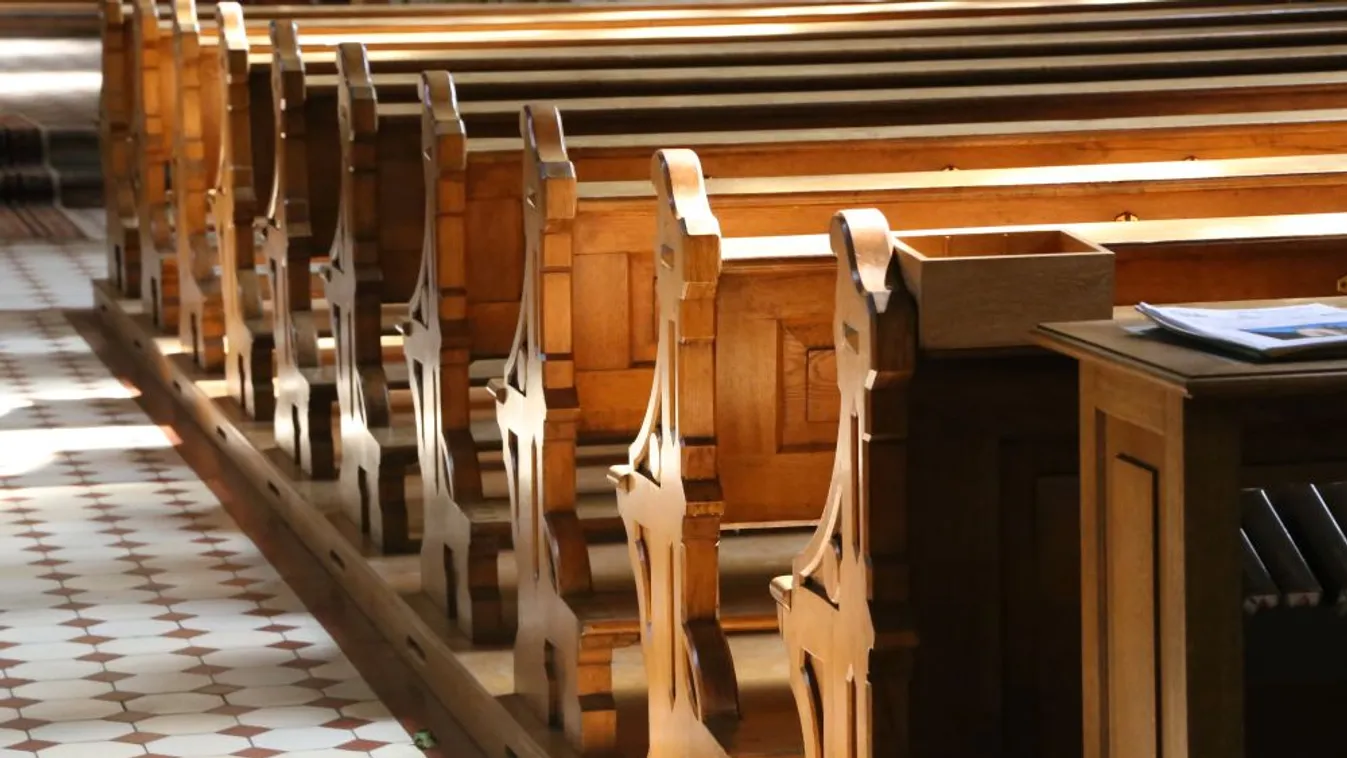 Vasárnaptól nem tartanak nyilvános misét a katolikus templomokban