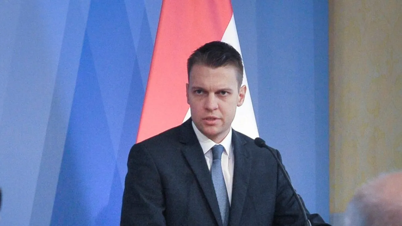 Menczer: Áruforgalmi folyósokat jelöltek ki