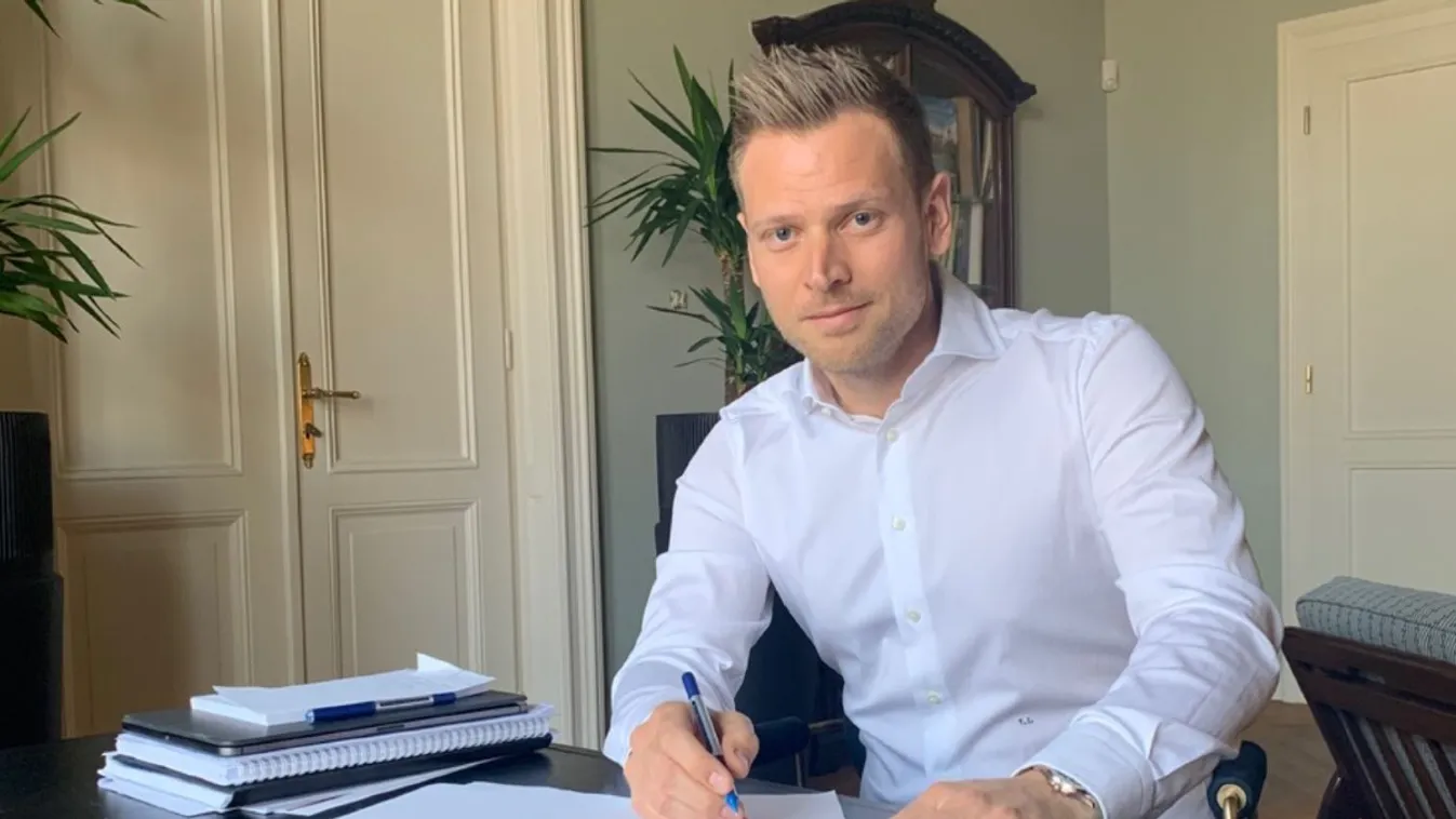 Tiborcz István adományt adott az Uzsoki Utcai Kórháznak