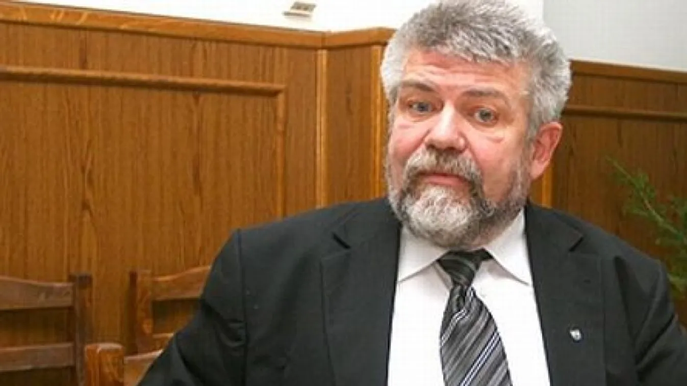 Izsák Balázs: A felvidéki magyarok választási sikertelensége a jövő új lendületének forrása lehet