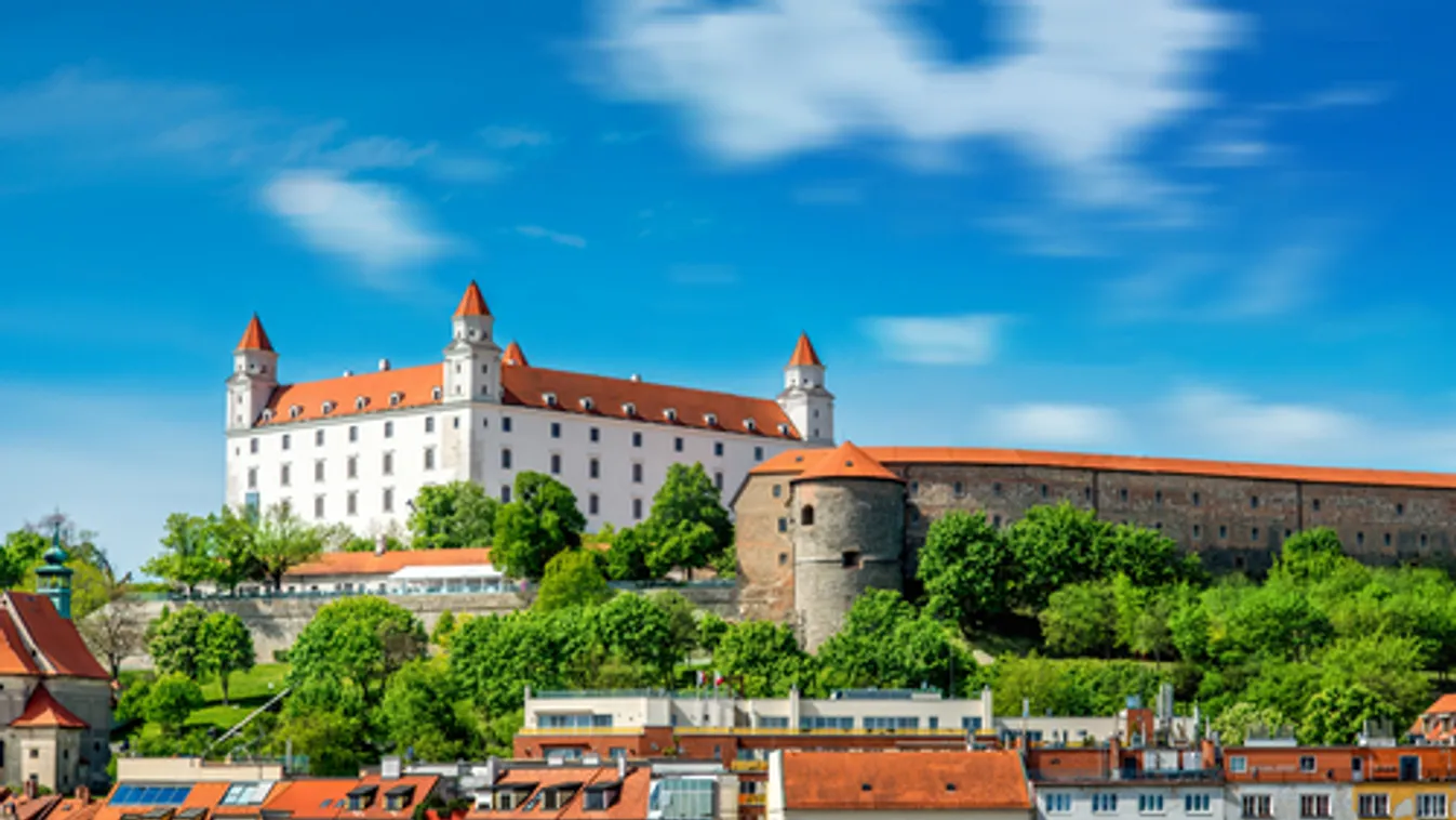 Elemzők szerint későbbre tolódhat Szlovákiában a kór terjedésének csúcspontja