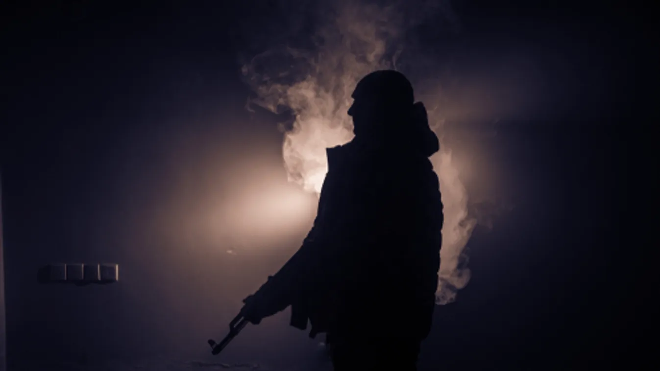 Tűzharcban meghalt hét feltételezett iszlamista lázadó és egy rendőr Kairóban