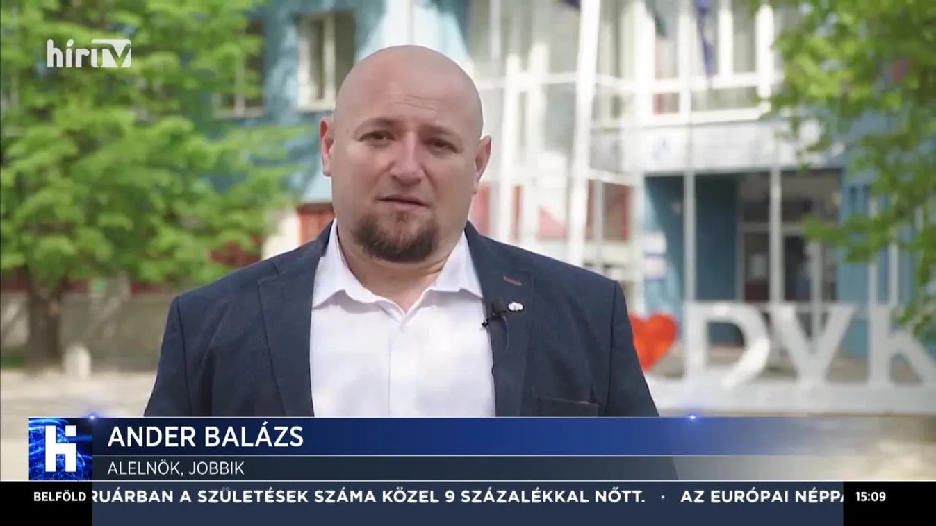 Az év közben kapott jegyet adná a Jobbik az érettségizőknek